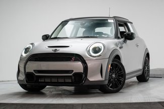 Used 2024 MINI Cooper S image 1