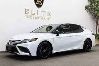 Used 2022 Toyota Camry XSE image 1