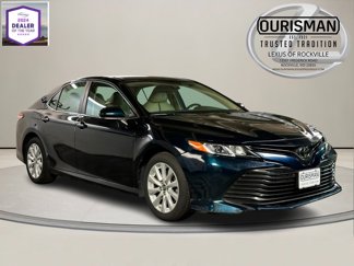 Used 2019 Toyota Camry LE image 1