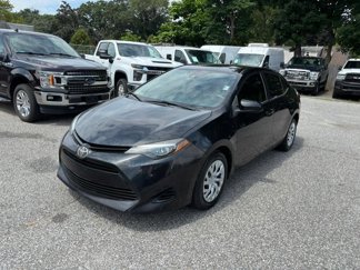 Used 2018 Toyota Corolla LE image 1