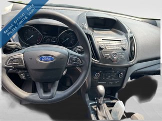 Used 2017 Ford Escape SE image 1