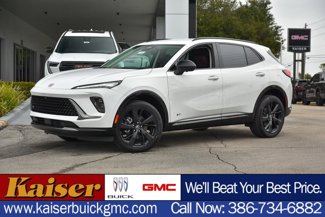 Used 2025 Buick Envision Sport Touring image 1