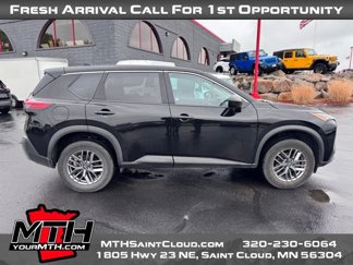 Used 2023 Nissan Rogue S image 1