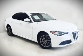 Used 2018 Alfa Romeo Giulia AWD image 1