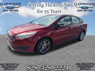 Used 2016 Ford Focus SE image 1