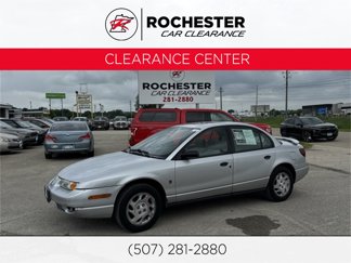 Used 2002 Saturn S-Series SL image 1
