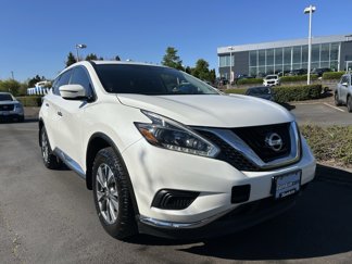Used 2018 Nissan Murano S image 1