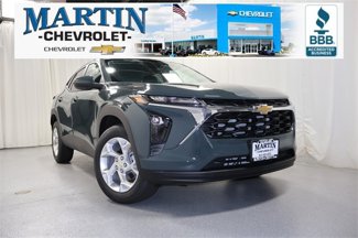 New 2025 Chevrolet Trax LS w/ LS Convenience Package image 1