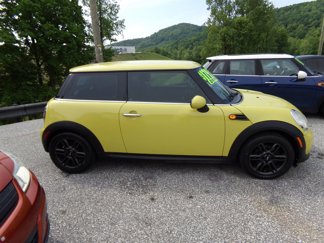 Used 2011 MINI Cooper Hardtop image 1