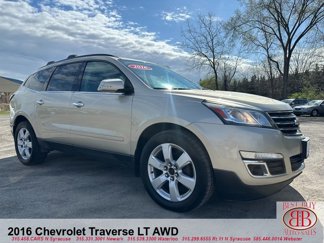 Used 2016 Chevrolet Traverse LT w/ Style and Technology Package image 1