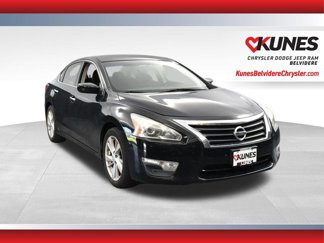 Used 2013 Nissan Altima 2.5 SV image 1
