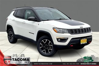 Used 2020 Jeep Compass Trailhawk image 1