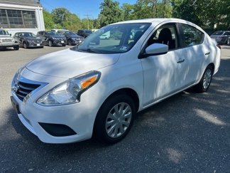 Used 2019 Nissan Versa SV image 1