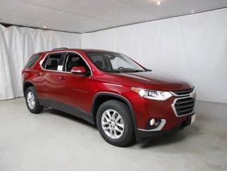 Used 2018 Chevrolet Traverse LT image 1