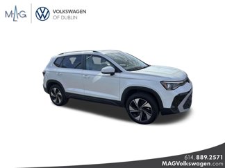 New 2025 Volkswagen Taos SE image 1