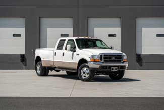 Used 1999 Ford F350 4x4 Crew Cab DRW Super Duty image 1