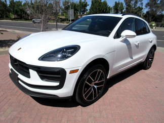Used 2024 Porsche Macan image 1