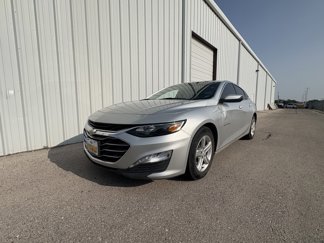Used 2022 Chevrolet Malibu LT image 1