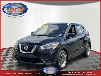 Used 2019 Nissan Kicks S image 1