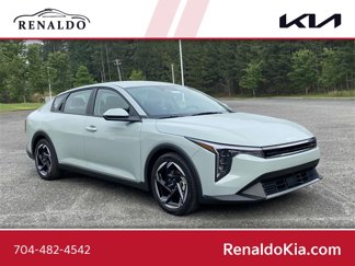 New 2025 Kia K4 EX image 1