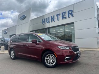 Used 2021 Chrysler Pacifica Touring-L image 1