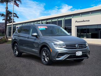 Certified 2023 Volkswagen Tiguan SE image 1