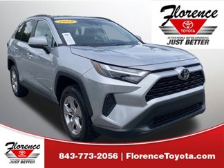 Used 2022 Toyota RAV4 XLE image 1