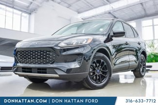 Used 2020 Ford Escape SE Sport image 1