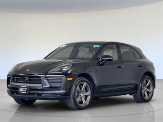 Certified 2025 Porsche Macan image 1