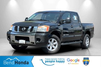 Used 2013 Nissan Titan 4x4 Crew Cab image 1
