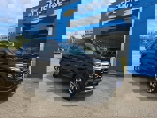 New 2025 Chevrolet Equinox LT image 1