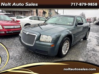 Used 2005 Chrysler 300 image 1