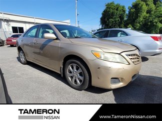 Used 2011 Toyota Camry image 1