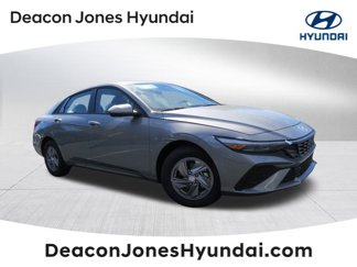 New 2025 Hyundai Elantra SE image 1