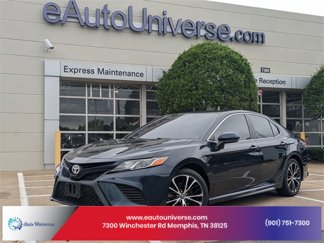 Used 2020 Toyota Camry SE image 1