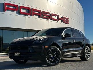 Used 2024 Porsche Macan image 1