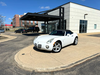 Used 2009 Pontiac Solstice Convertible w/ Premium Package image 1