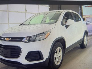 Used 2018 Chevrolet Trax LS image 1