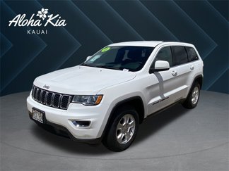 Used 2017 Jeep Grand Cherokee Laredo image 1