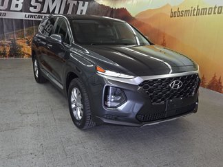 Used 2020 Hyundai Santa Fe SE image 1