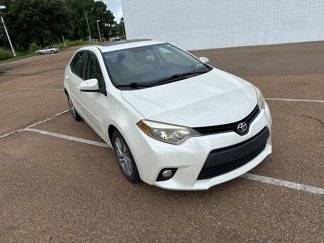 Used 2014 Toyota Corolla LE image 1