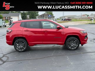 Used 2022 Jeep Compass Limited image 1