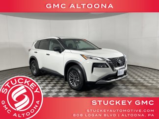 Used 2022 Nissan Rogue S image 1