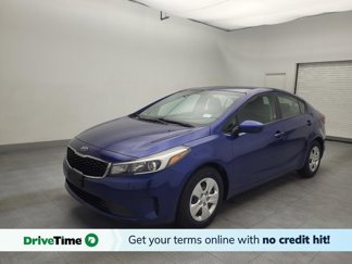 Used 2017 Kia Forte LX image 1