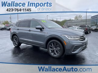 Certified 2022 Volkswagen Tiguan SE w/ Panoramic Sunroof Package image 1