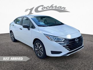 Used 2024 Nissan Versa SV w/ Trunk Package image 1