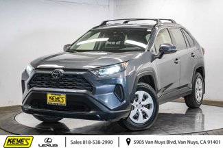 Used 2019 Toyota RAV4 LE image 1