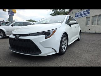 Used 2021 Toyota Corolla LE image 1