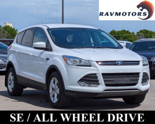 Used 2015 Ford Escape SE image 1