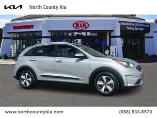 Used 2017 Kia Niro LX image 1